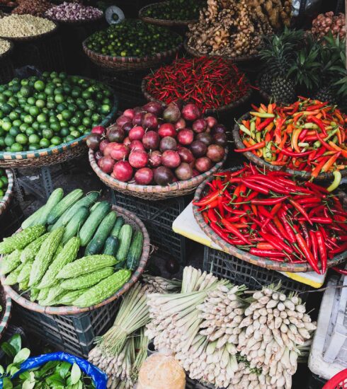 best local markets in Phuket
